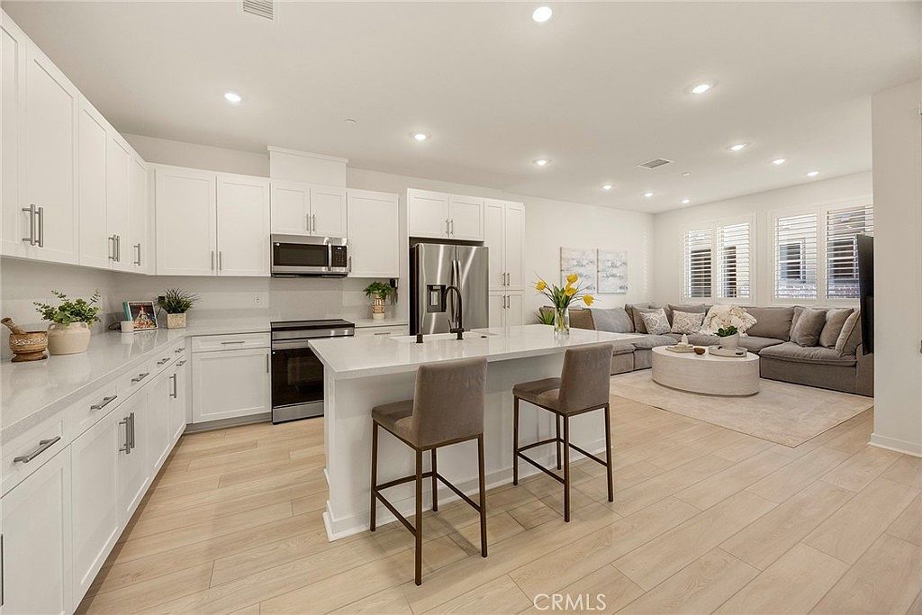 1968 Via De La Luna Placentia, CA 92870 - Thumbnail 3