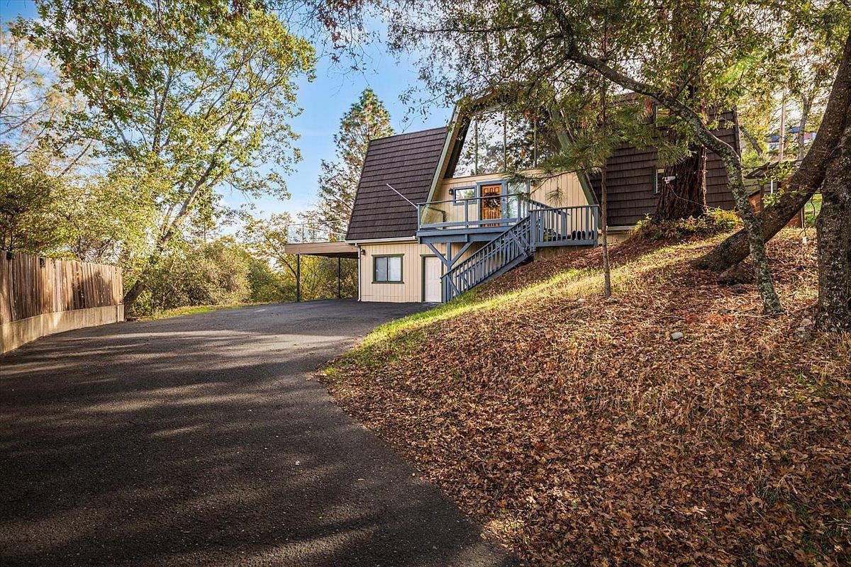 4611 Hillwood Dr Shingle Springs, CA 95682 - Thumbnail 3