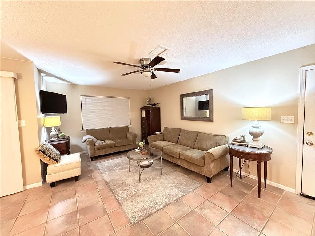 110 5th St UNIT 203C Daphne, AL 36526 - Thumbnail 3