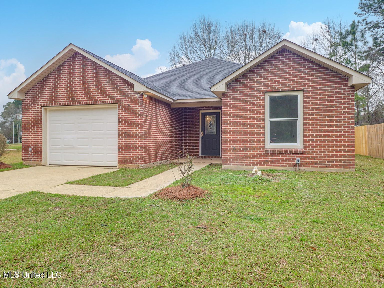 8104 Meadowdale Dr Gautier, MS 39553 - Thumbnail 3