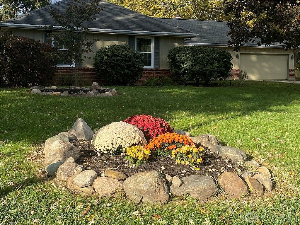 1811 Greenbriar Dr Troy, OH 45373 - Thumbnail 3