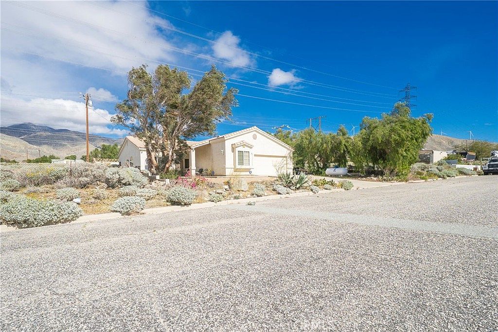 55432 Calico Ave Whitewater, CA 92282 - Thumbnail 3