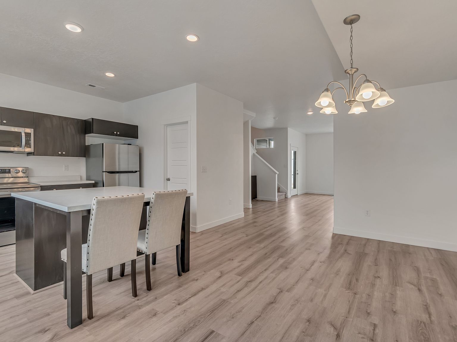 4692 W Talavera Way Kearns, UT 84118 - Thumbnail 3