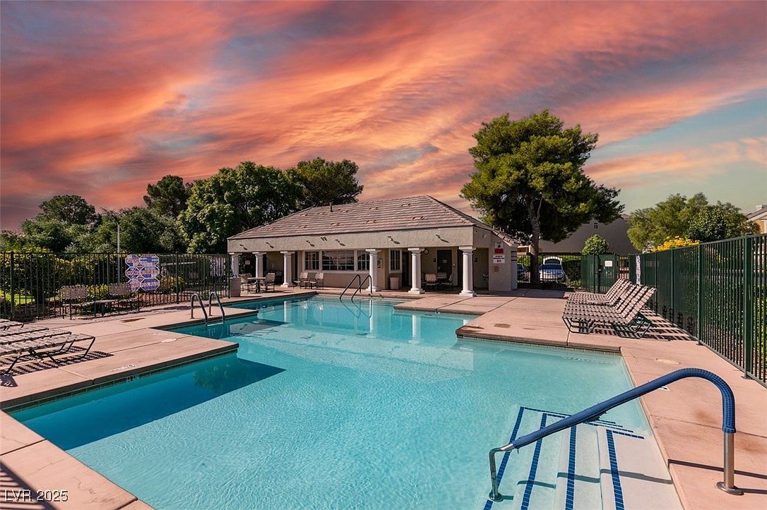 1004 Collingtree St Las Vegas, NV 89145 - Thumbnail 3