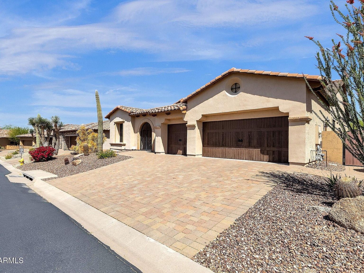 8034 E Sugarloaf Cir Mesa, AZ 85207 - Thumbnail 3