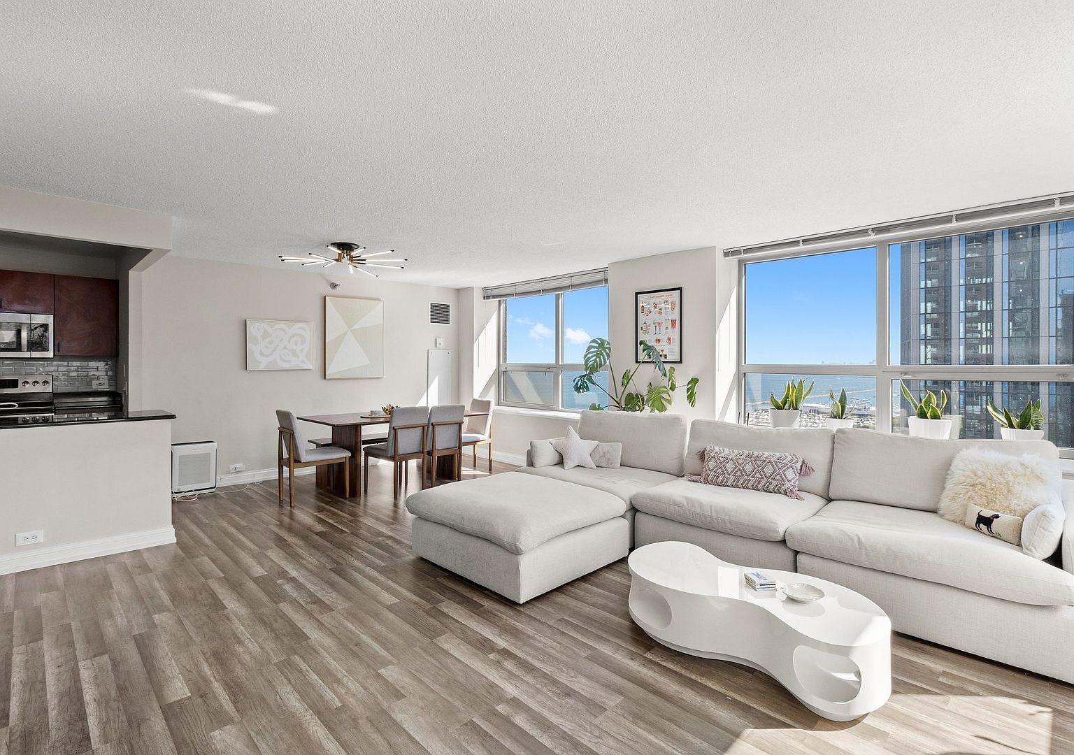 474 N Lake Shore Dr APT 2408 Chicago, IL 60611 - Thumbnail 3