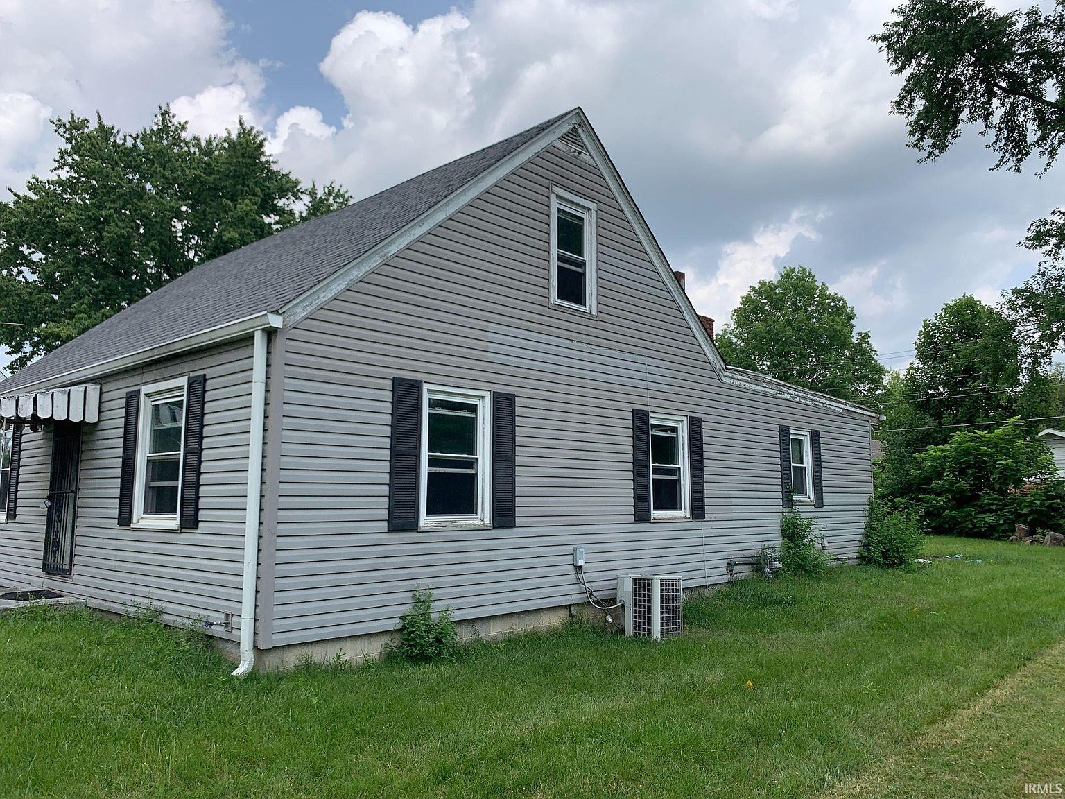 900 N Clarkdale Dr Muncie, IN 47304 - Thumbnail 3