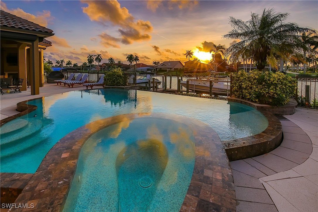 4402 SE 20th Ave Cape Coral, FL 33904 - Thumbnail 3