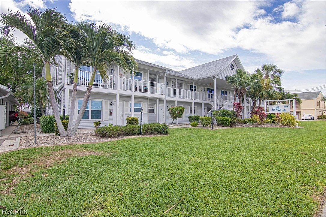 3711 Del Prado Blvd S APT 8 Cape Coral, FL 33904 - Thumbnail 3