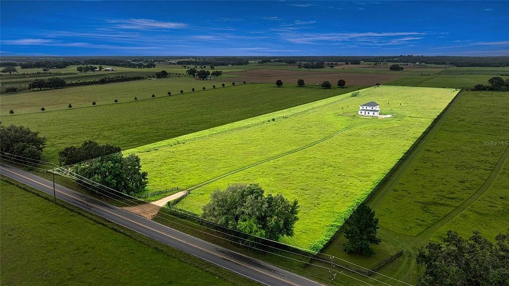 21786 NW 27th St Morriston, FL 32668 - Thumbnail 3