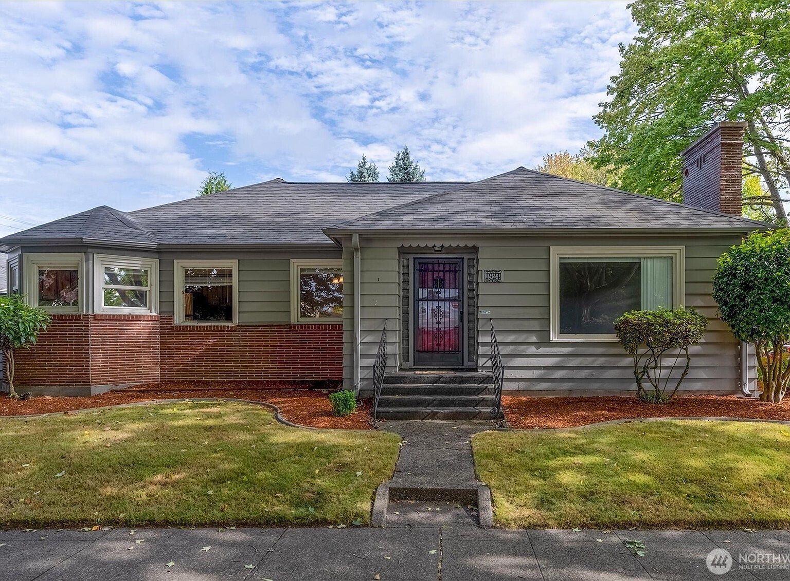 1924 Louisiana St Longview, WA 98632 - Thumbnail 3