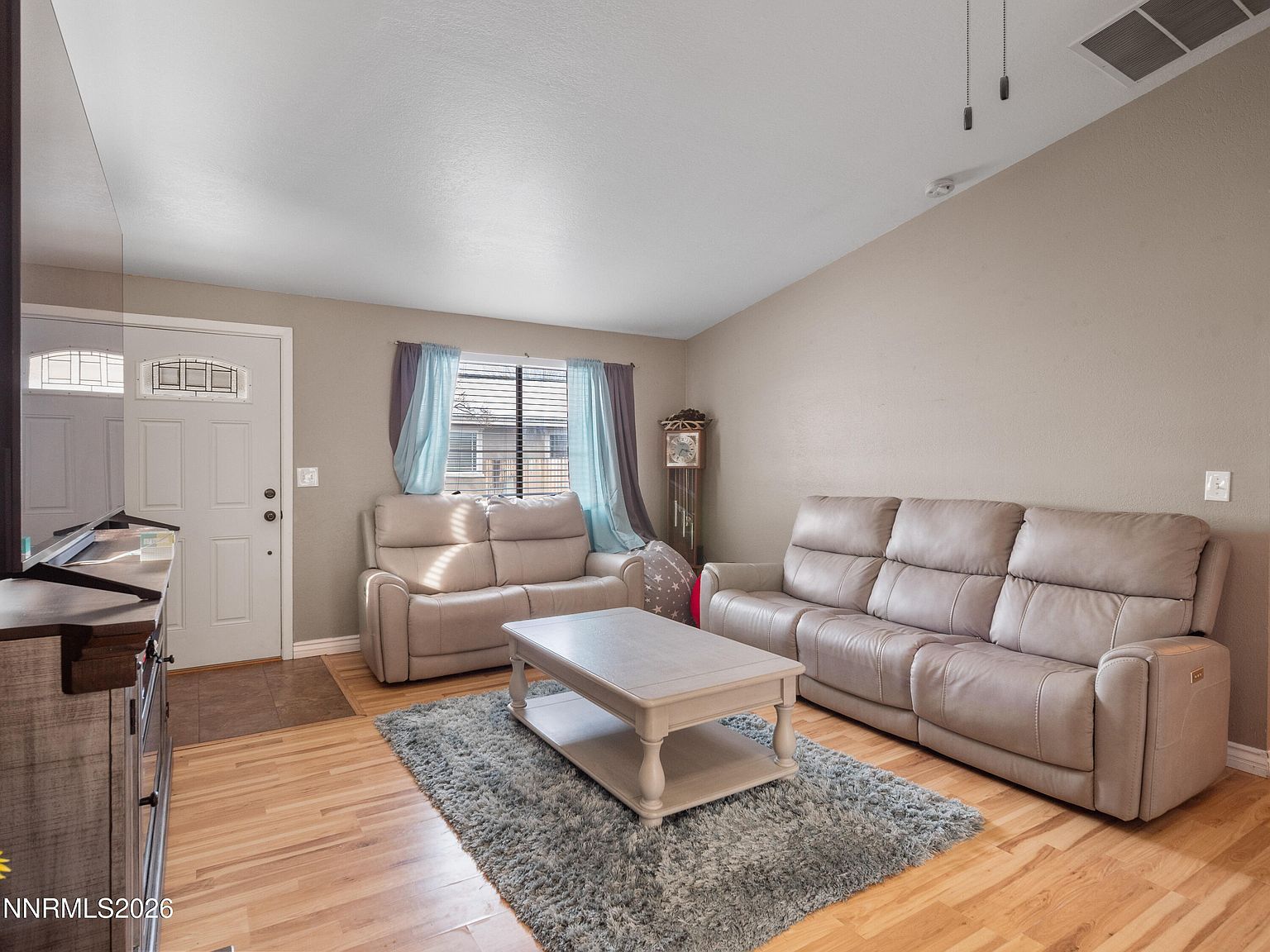 743 Lyell Way Gardnerville, NV 89460 - Thumbnail 3