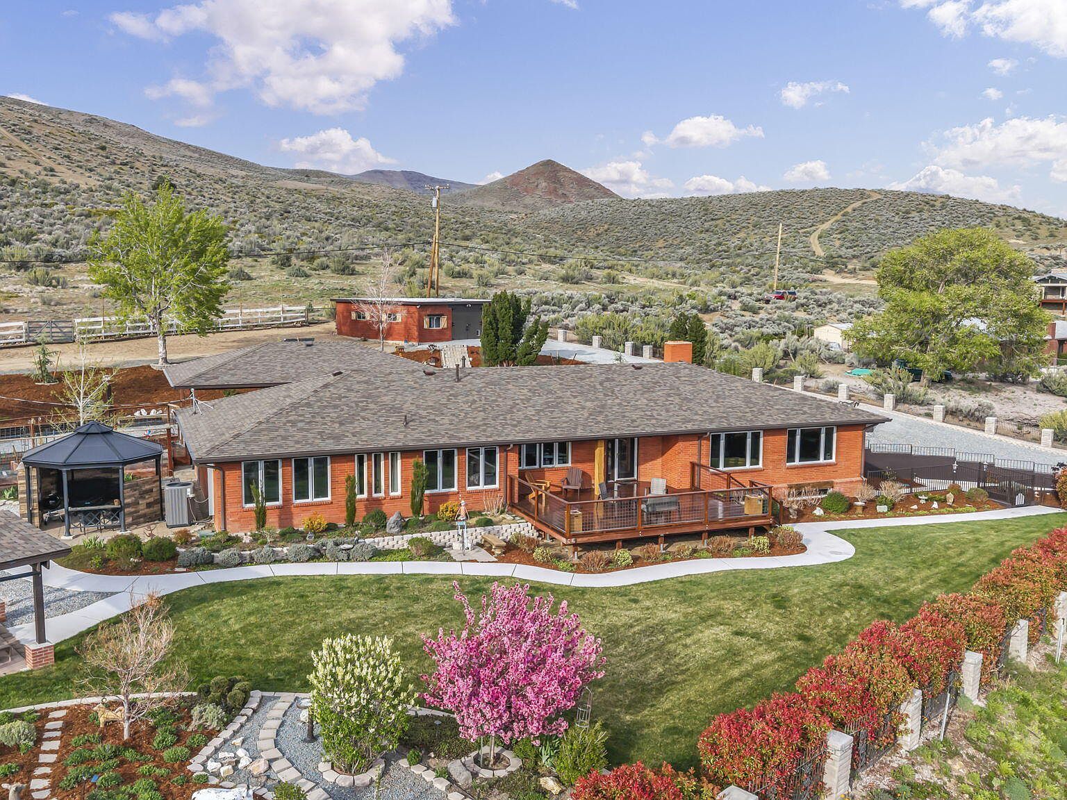 340 N Sutro Ter Carson City, NV 89706 - Thumbnail 3