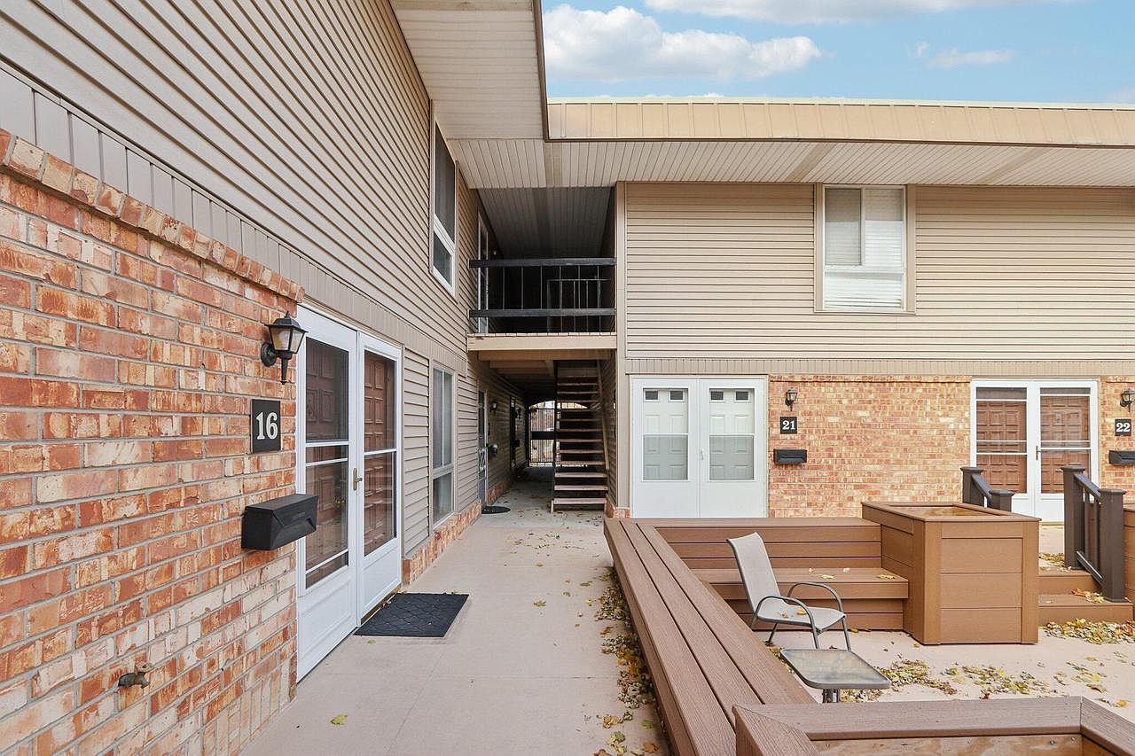 11937 W Appleton Ave UNIT 20 Milwaukee, WI 53224 - Thumbnail 3