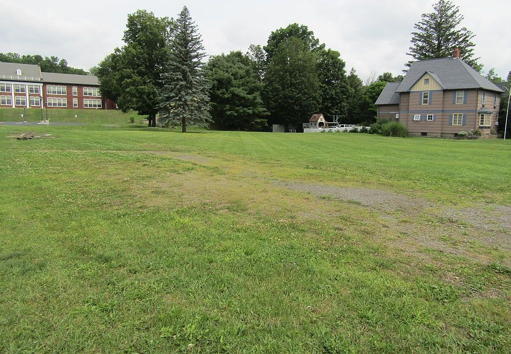 320-340 Elmira St Troy, PA 16947 - Thumbnail 3