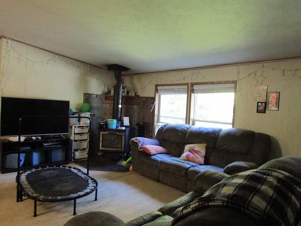 47 E Hill St Liberty, PA 16930 - Thumbnail 3