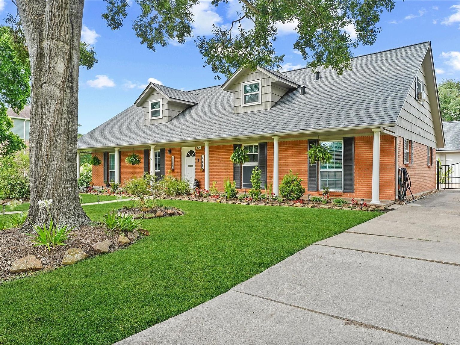 715 Timber Cove Dr Seabrook, TX 77586 - Thumbnail 3