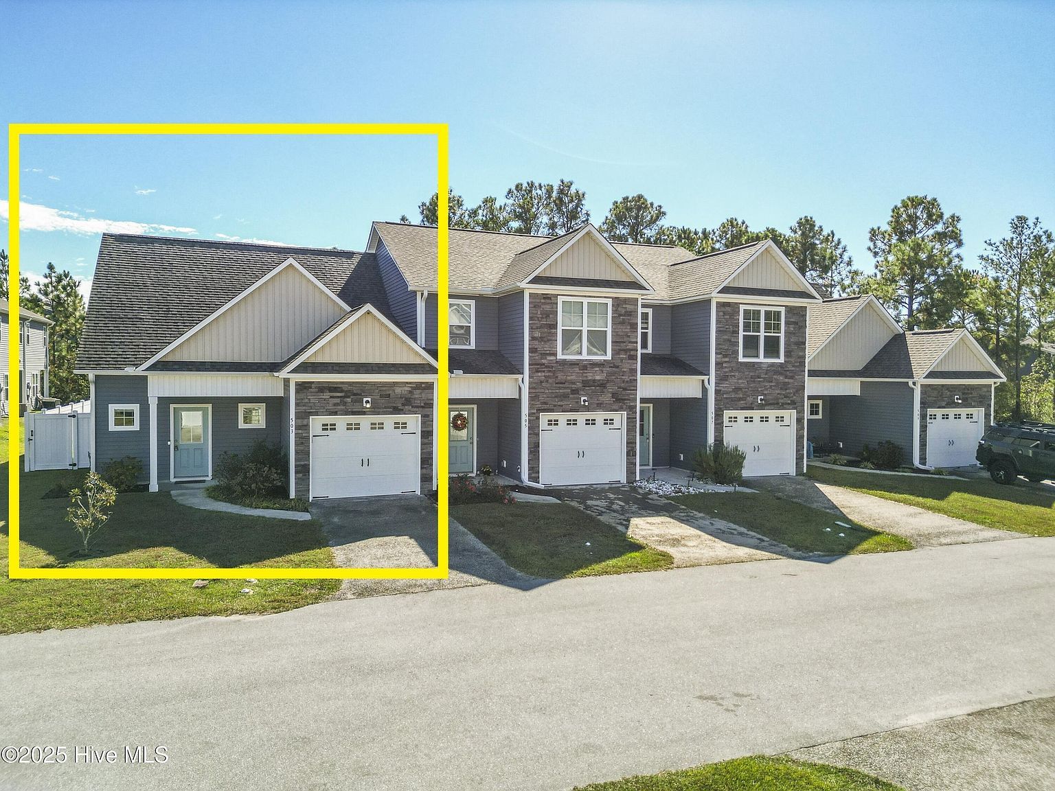 503 Stone Crab Ln Sneads Ferry, NC 28460 - Thumbnail 3