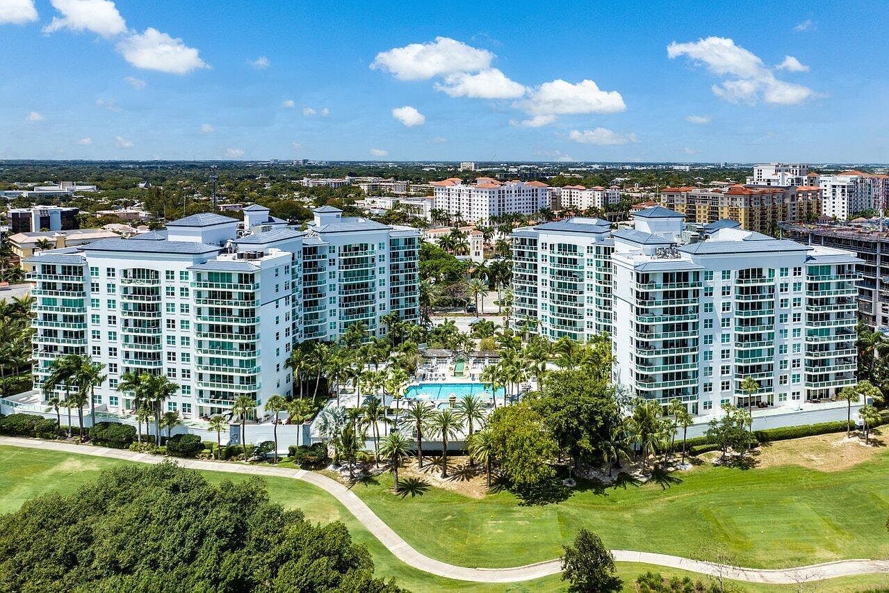 550 SE Mizner Blvd APT B206 Boca Raton, FL 33432 - Thumbnail 3