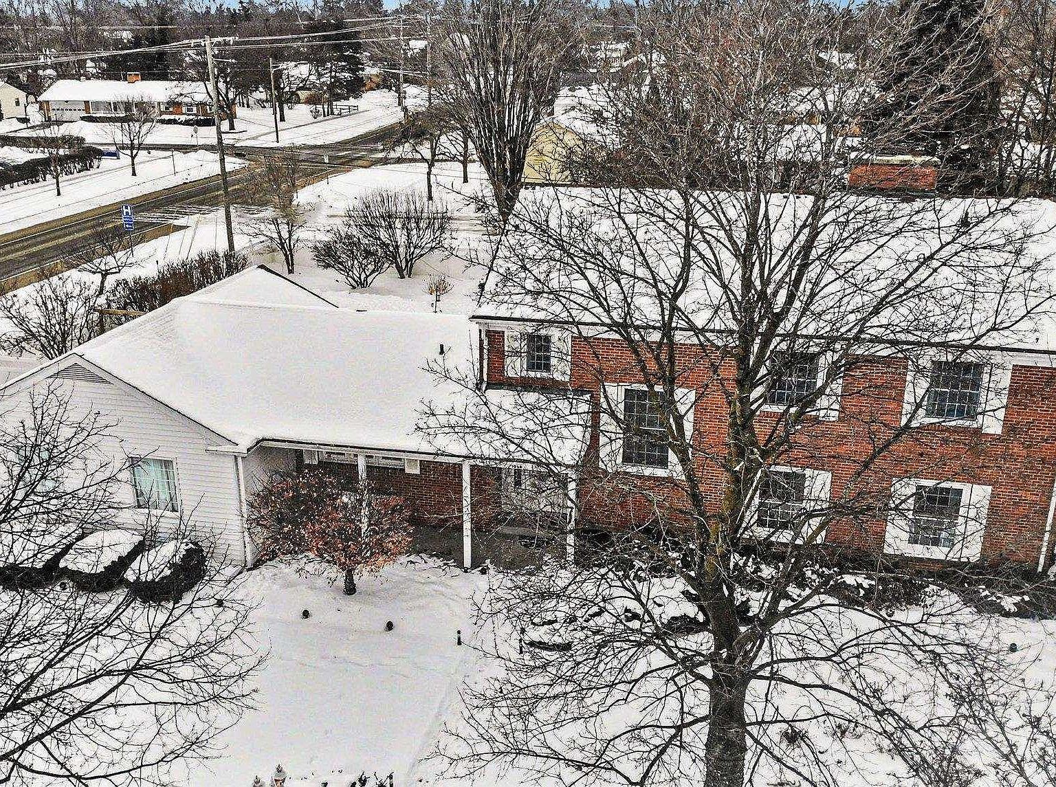 1054 E Maple St Mount Pleasant, MI 48858 - Thumbnail 3