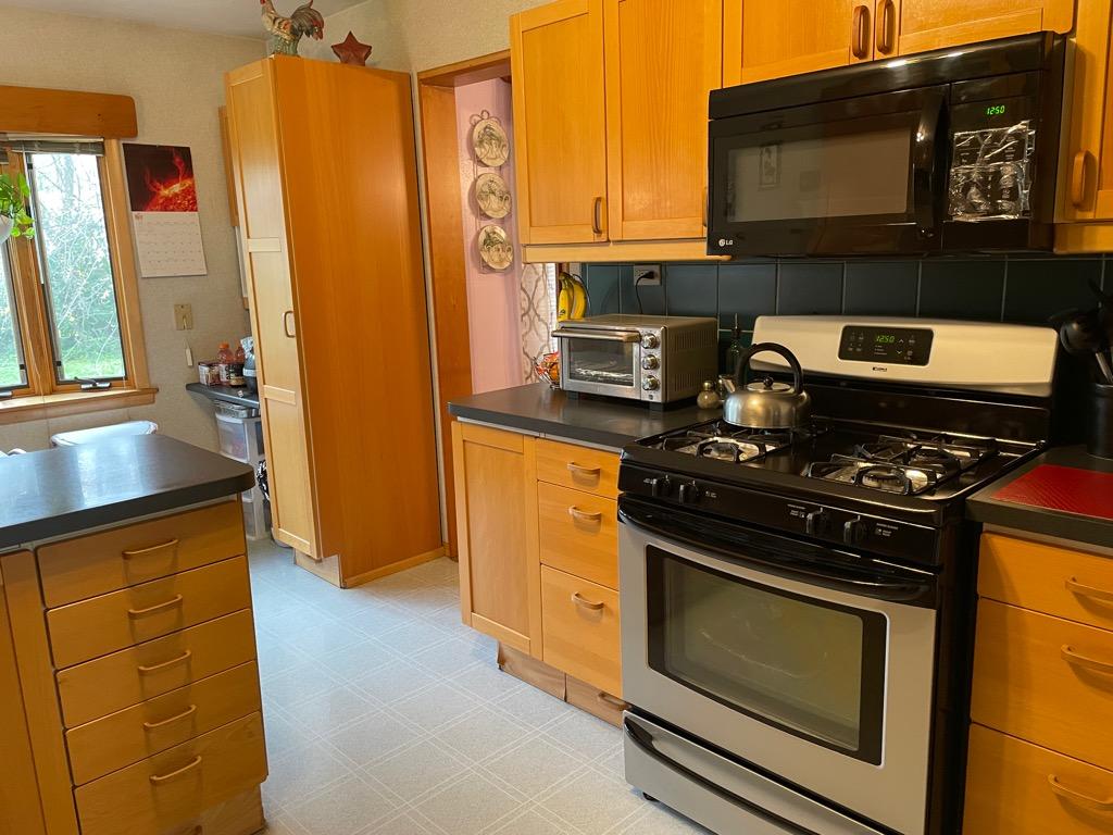 17 East Darrah Lane, Lawrence Township, NJ, USA, 8648 - Thumbnail 3