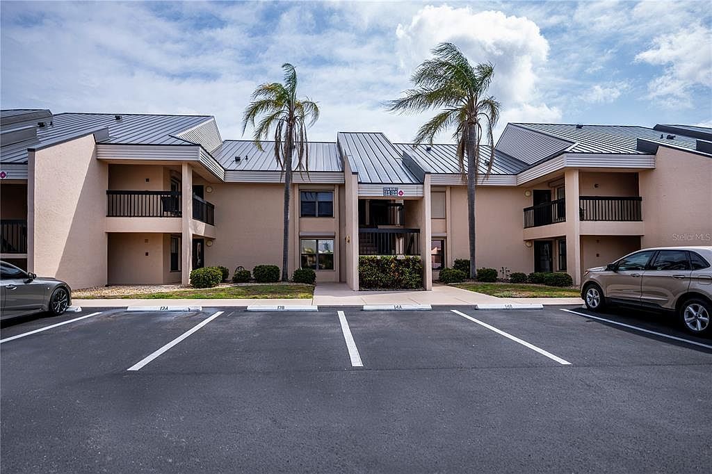 3256 White Ibis Ct APT 13B Punta Gorda, FL 33950 - Thumbnail 3