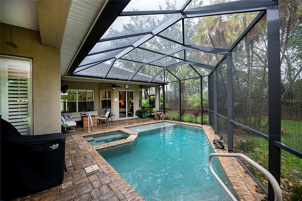 1062 Eagles Flight Way North Port, FL 34287 - Thumbnail 3