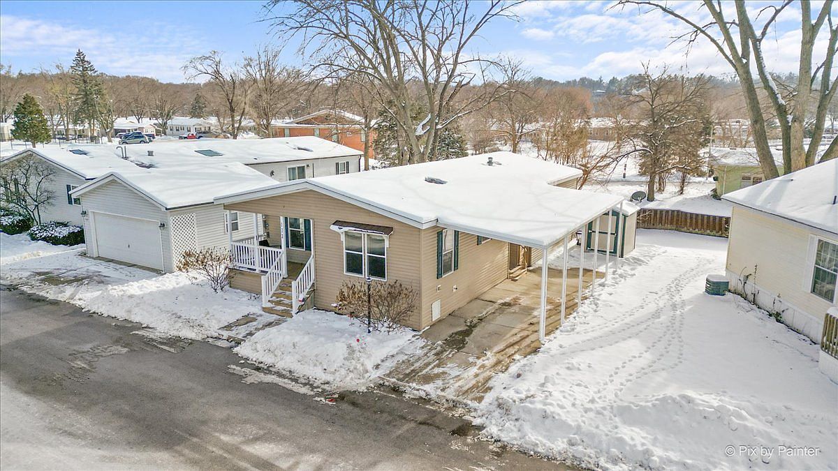 173 Northshore Rd Elgin, IL 60123 - Thumbnail 3