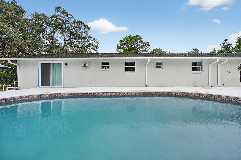 17504 Thomas Blvd Hudson, FL 34667 - Thumbnail 3