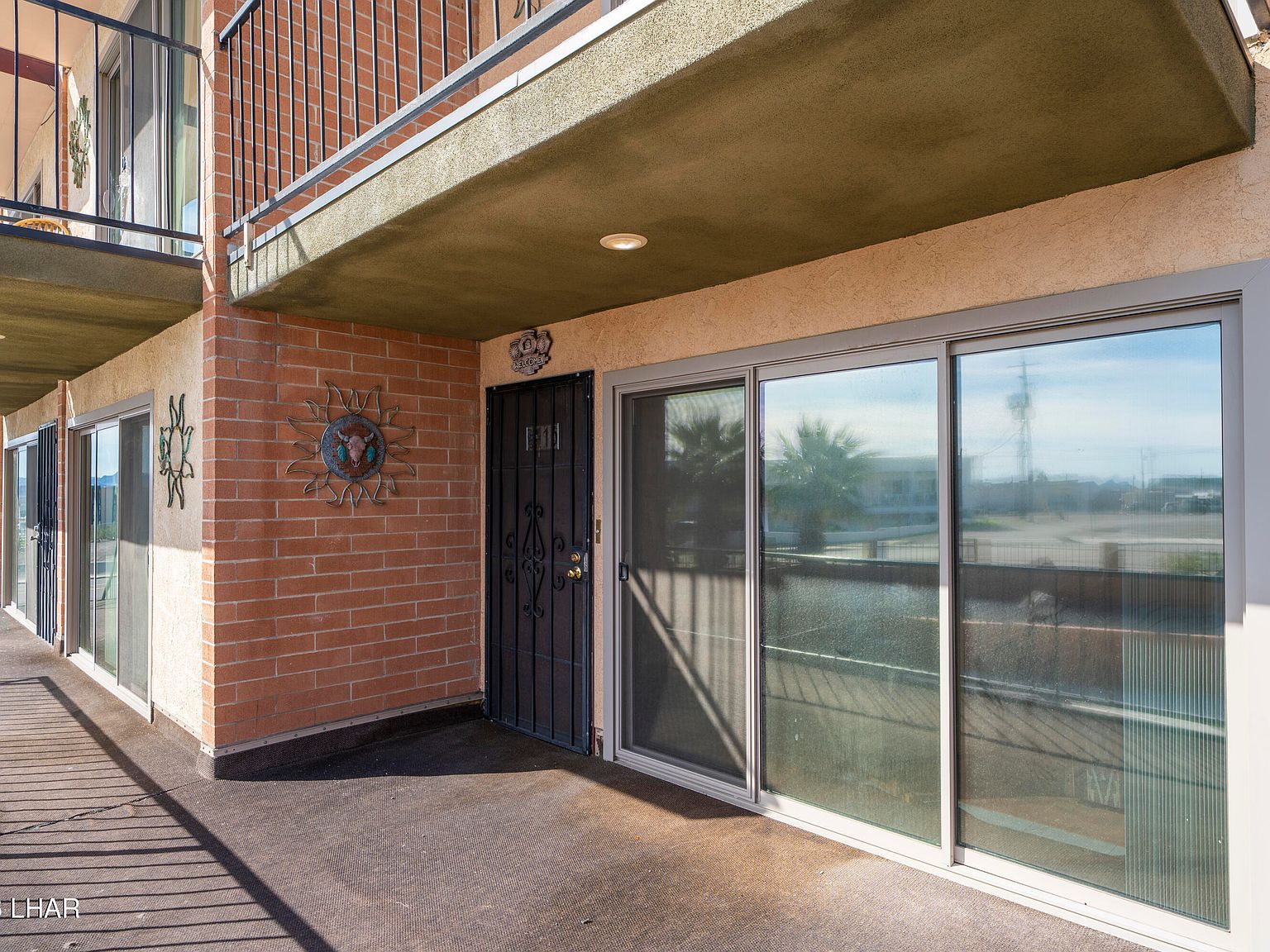 89 Acoma Blvd N APT 16 Lake Havasu City, AZ 86403 - Thumbnail 3