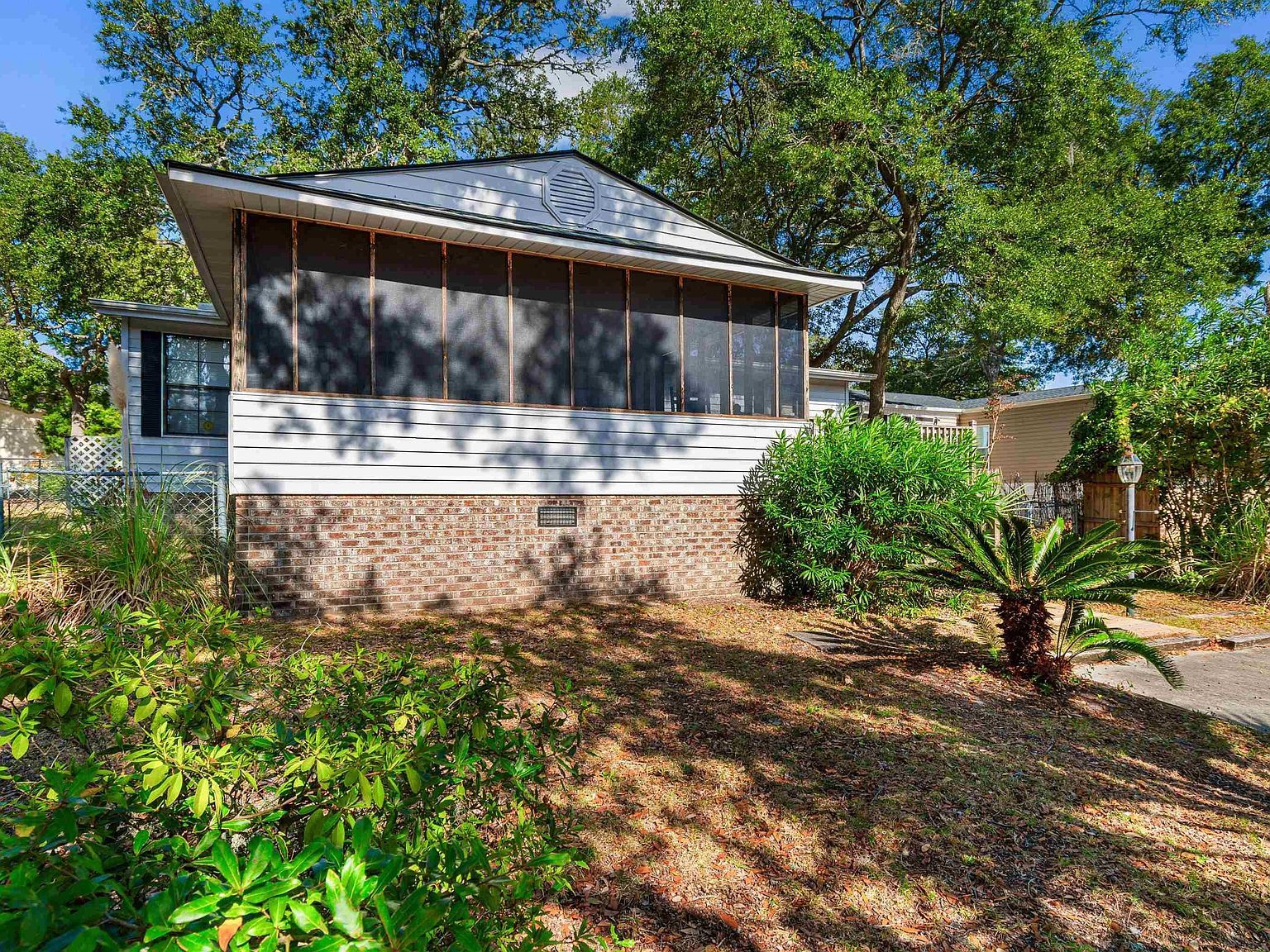 2425 Park St North Myrtle Beach, SC 29582 - Thumbnail 3