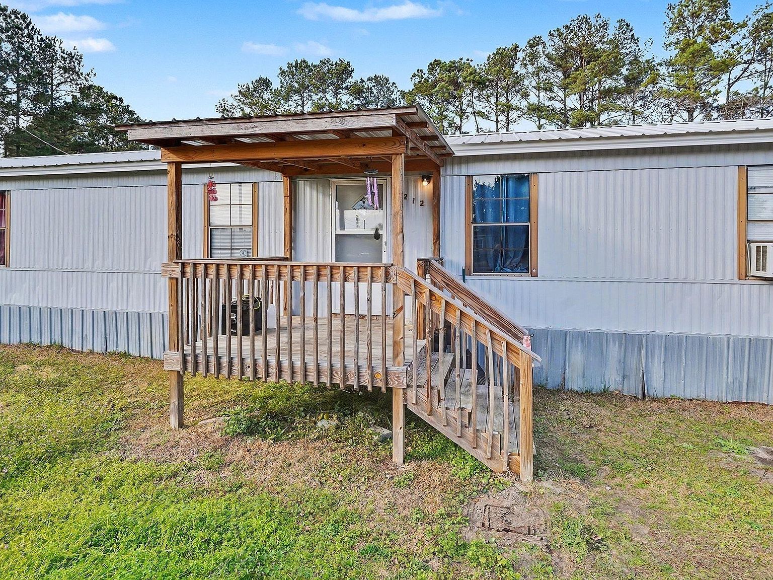 1212 Kingcrest Dr Loris, SC 29569 - Thumbnail 3