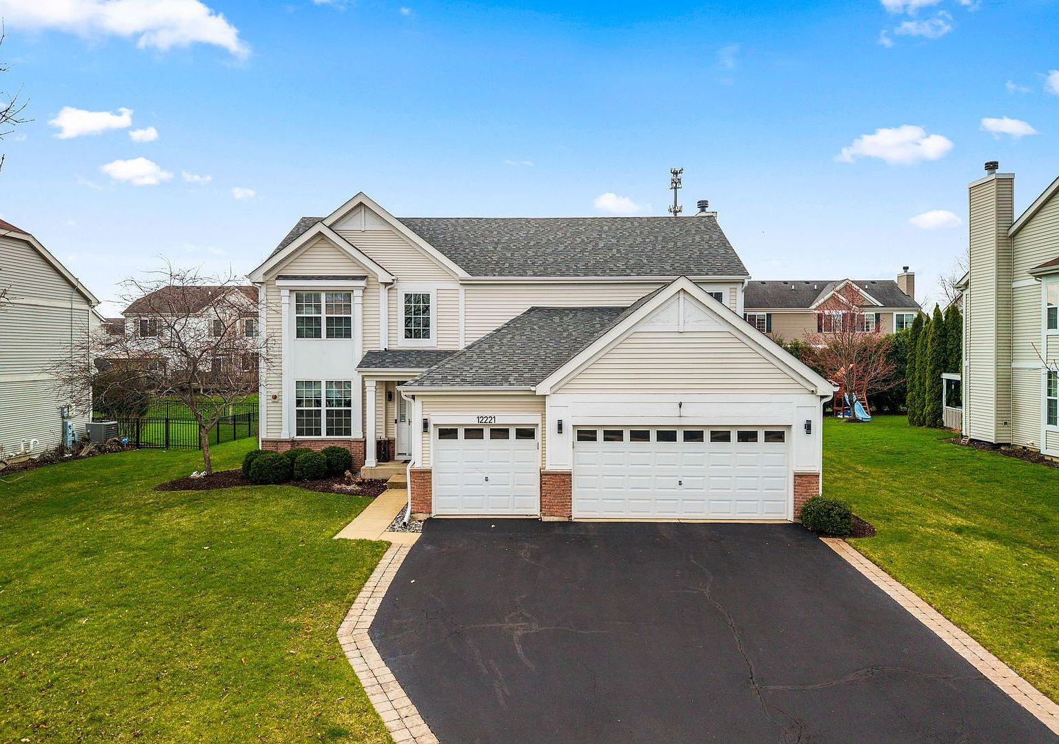 12221 Sinnett St Huntley, IL 60142 - Thumbnail 3