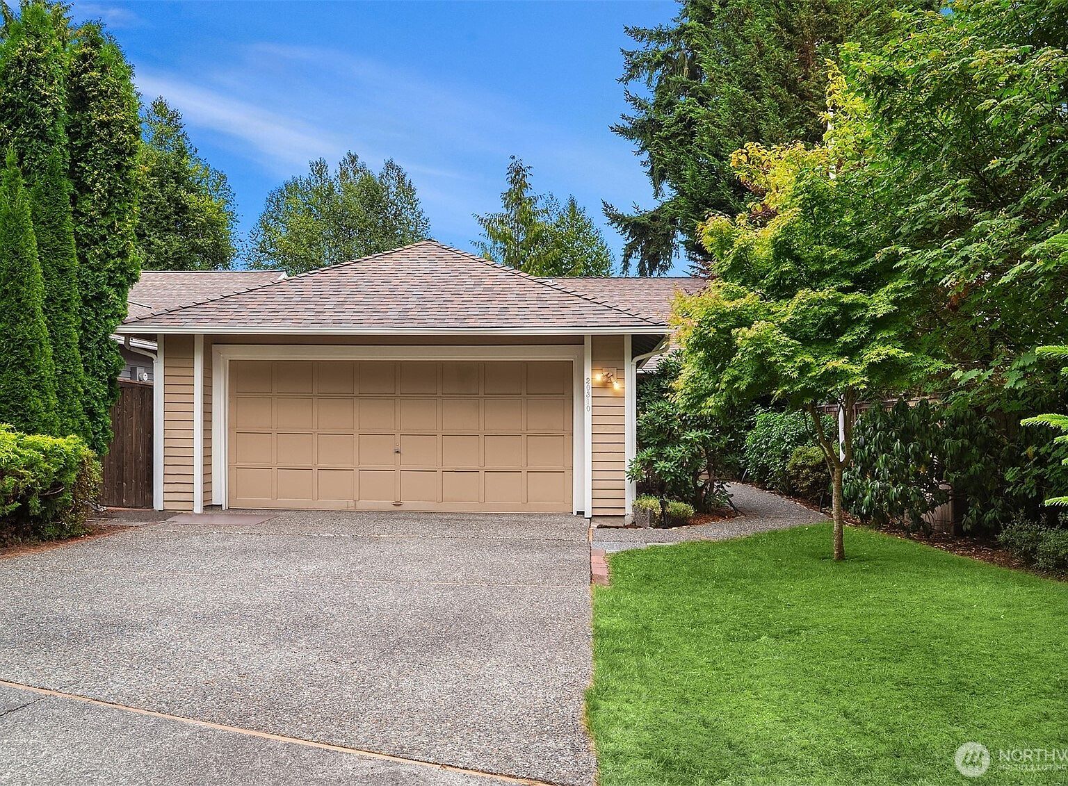 20310 Hollyhills Dr NE Bothell, WA 98011 - Thumbnail 3