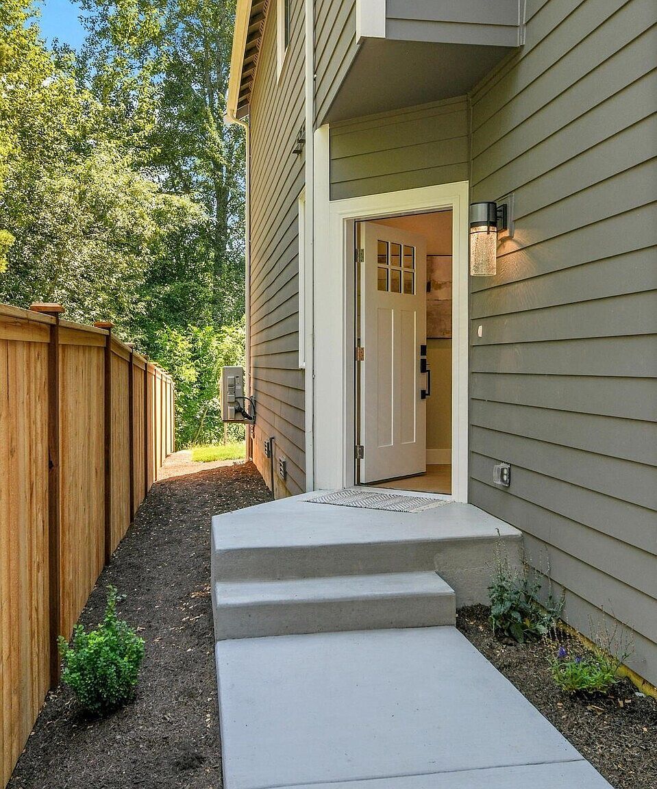 1313 83rd Ave SE Lake Stevens, WA 98258 - Thumbnail 3