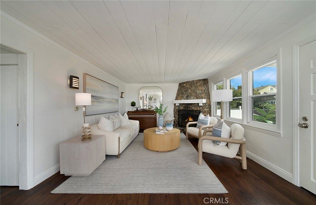 980 Catalina Laguna Beach, CA 92651 - Thumbnail 3