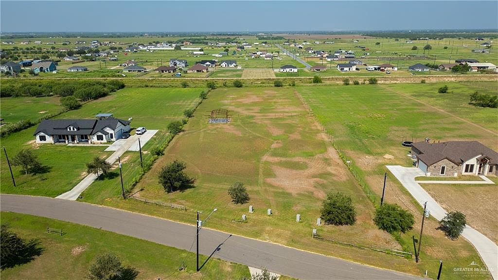 23113 Oak Knoll Dr Edcouch, TX 78538 - Thumbnail 3