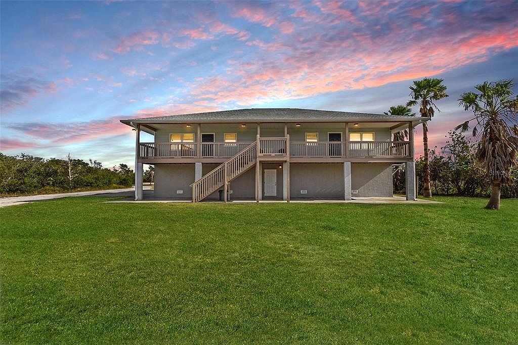 445 Horseshoe Loop Rd Terra Ceia, FL 34250 - Thumbnail 3