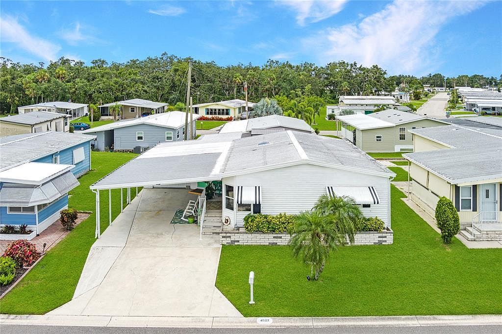 4507 13th St E Ellenton, FL 34222 - Thumbnail 3