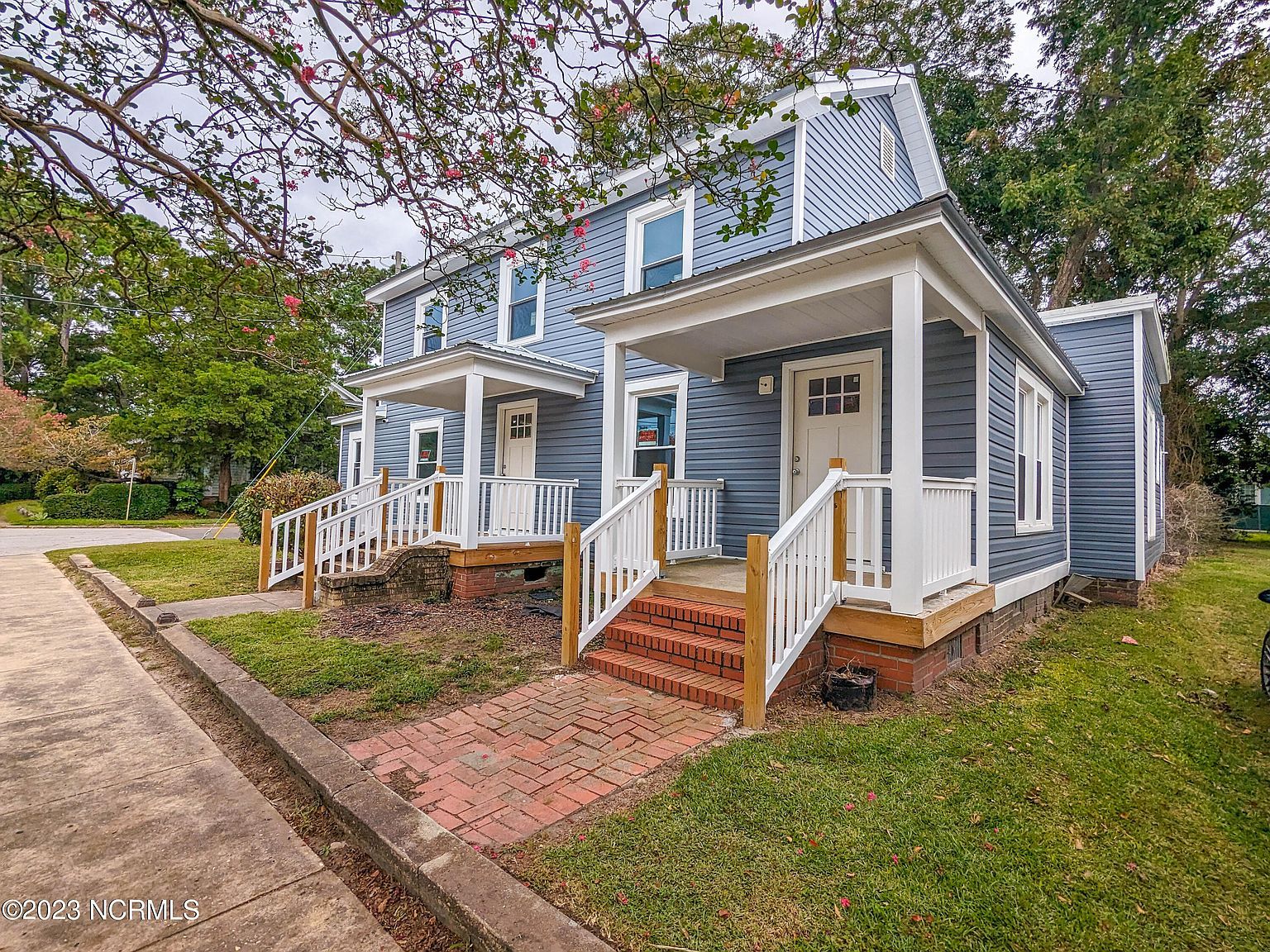 723&725 N Market St Washington, NC 27889 - Thumbnail 3