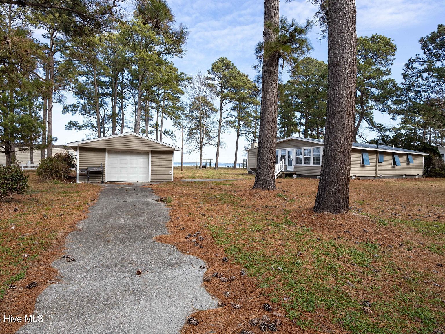 2995 Hickory Point Rd Aurora, NC 27806 - Thumbnail 3