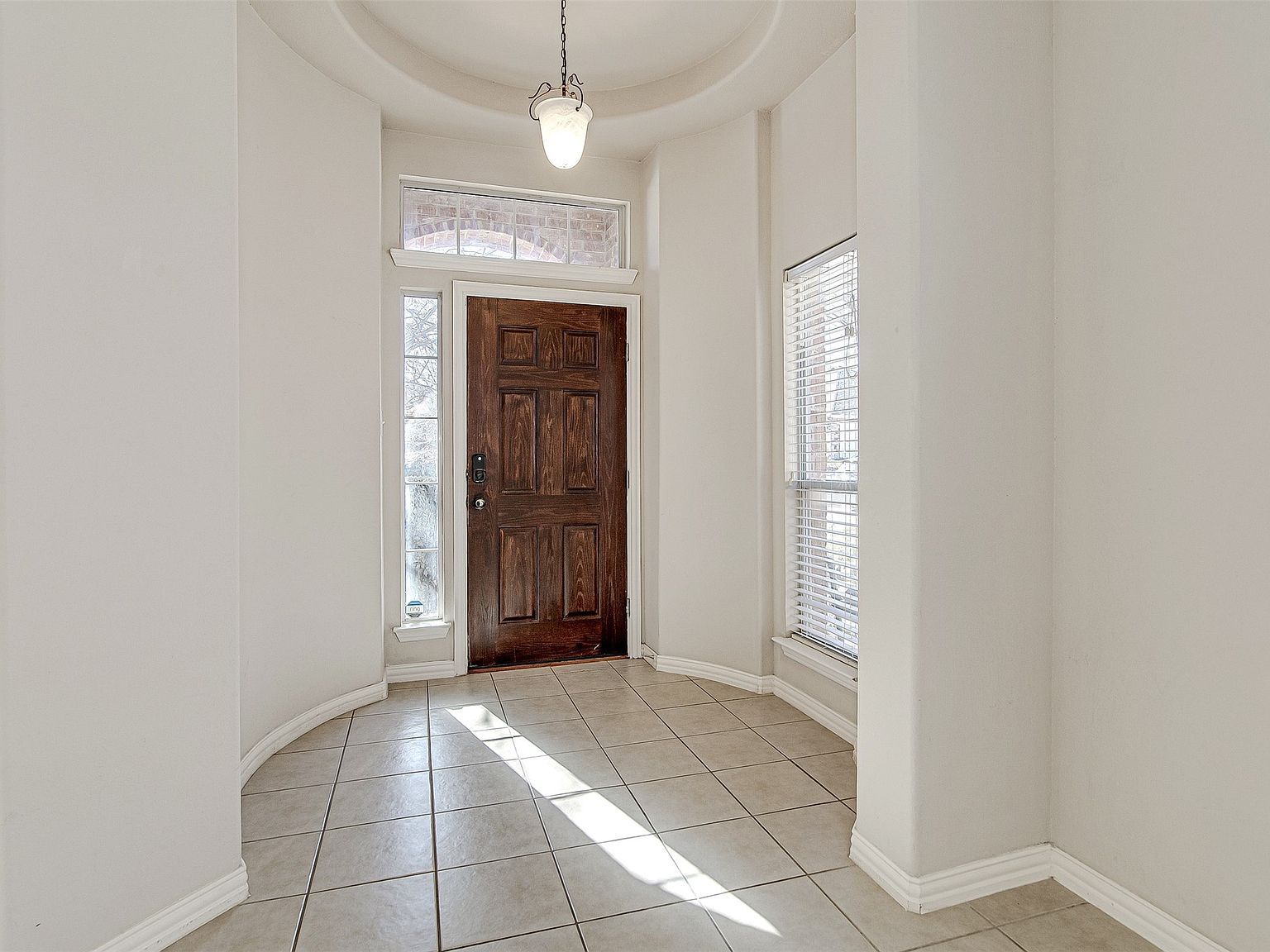 729 Red Elm Ln Fort Worth, TX 76131 - Thumbnail 3