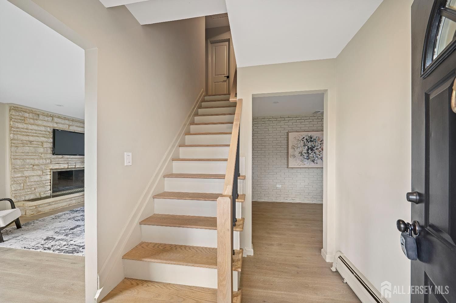 7 Weiss Dr Middlesex, NJ 08846 - Thumbnail 3