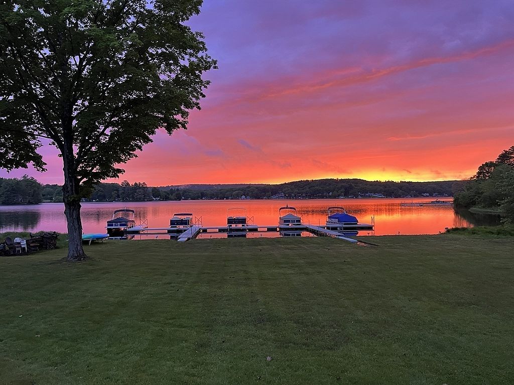 62 Cottage St #7 West Brookfield, MA 01585 - Thumbnail 3