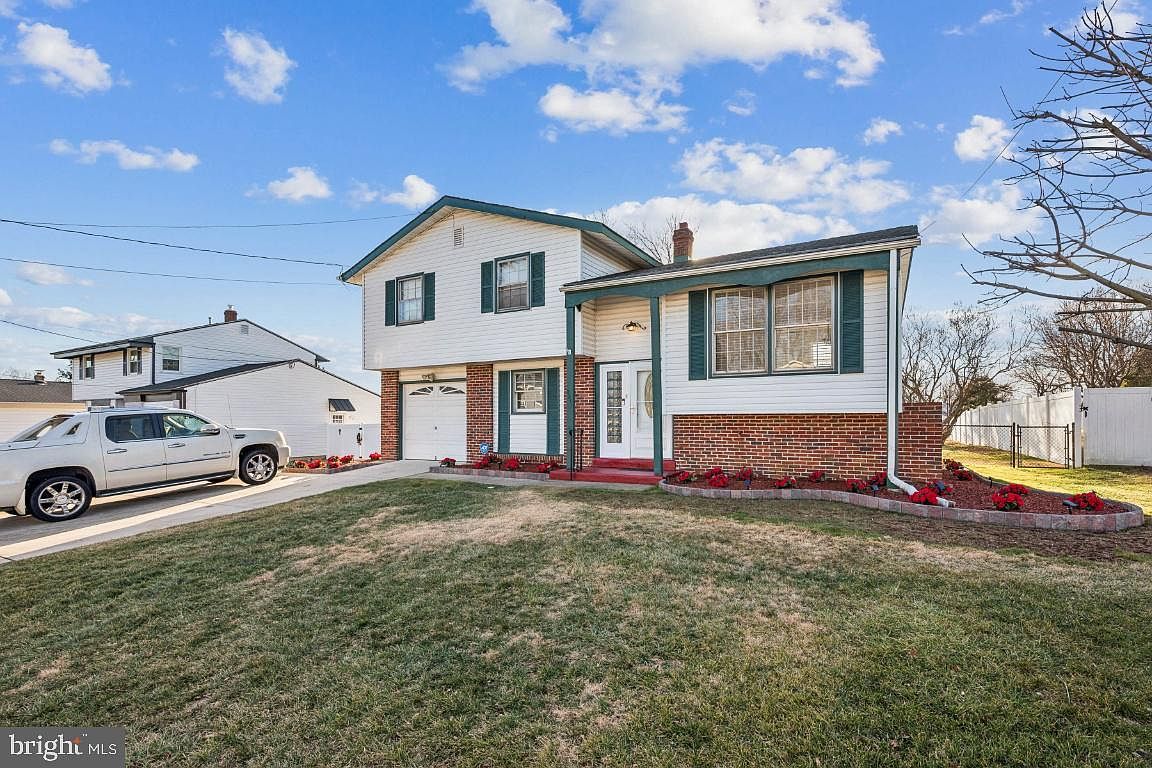 2211 Chestnut Hill Dr Cinnaminson, NJ 08077 - Thumbnail 3