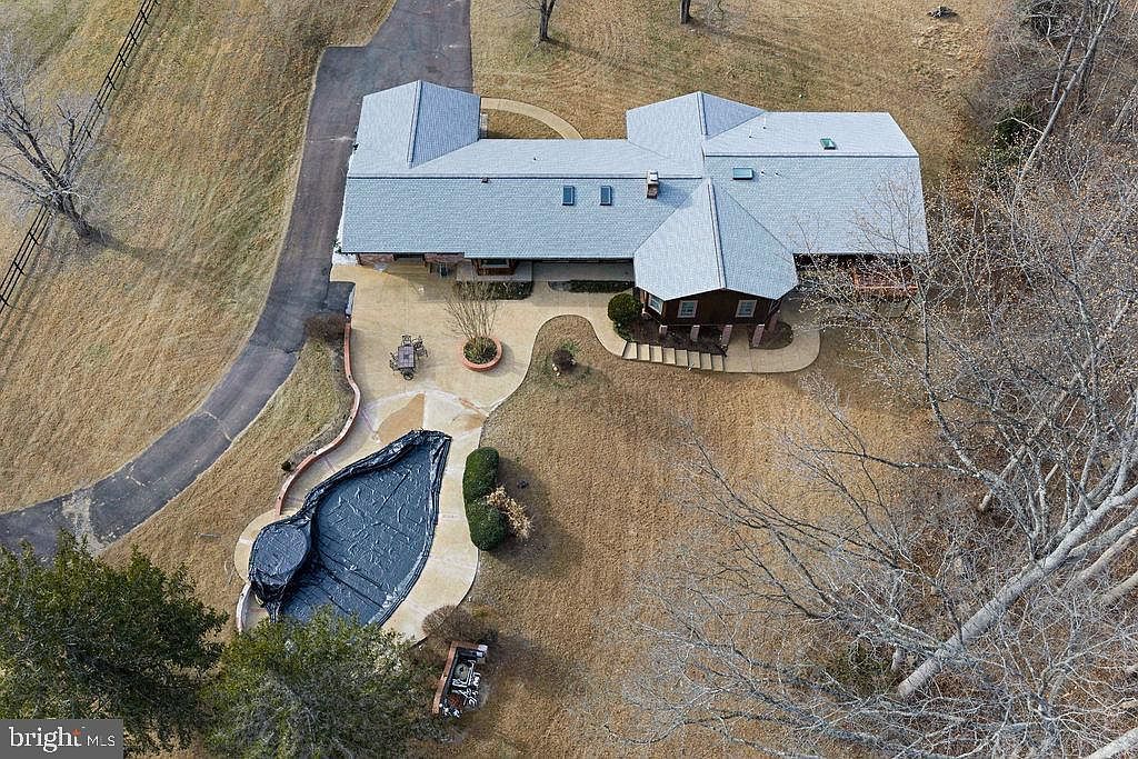 6713 Briarcroft St Clifton, VA 20124 - Thumbnail 3