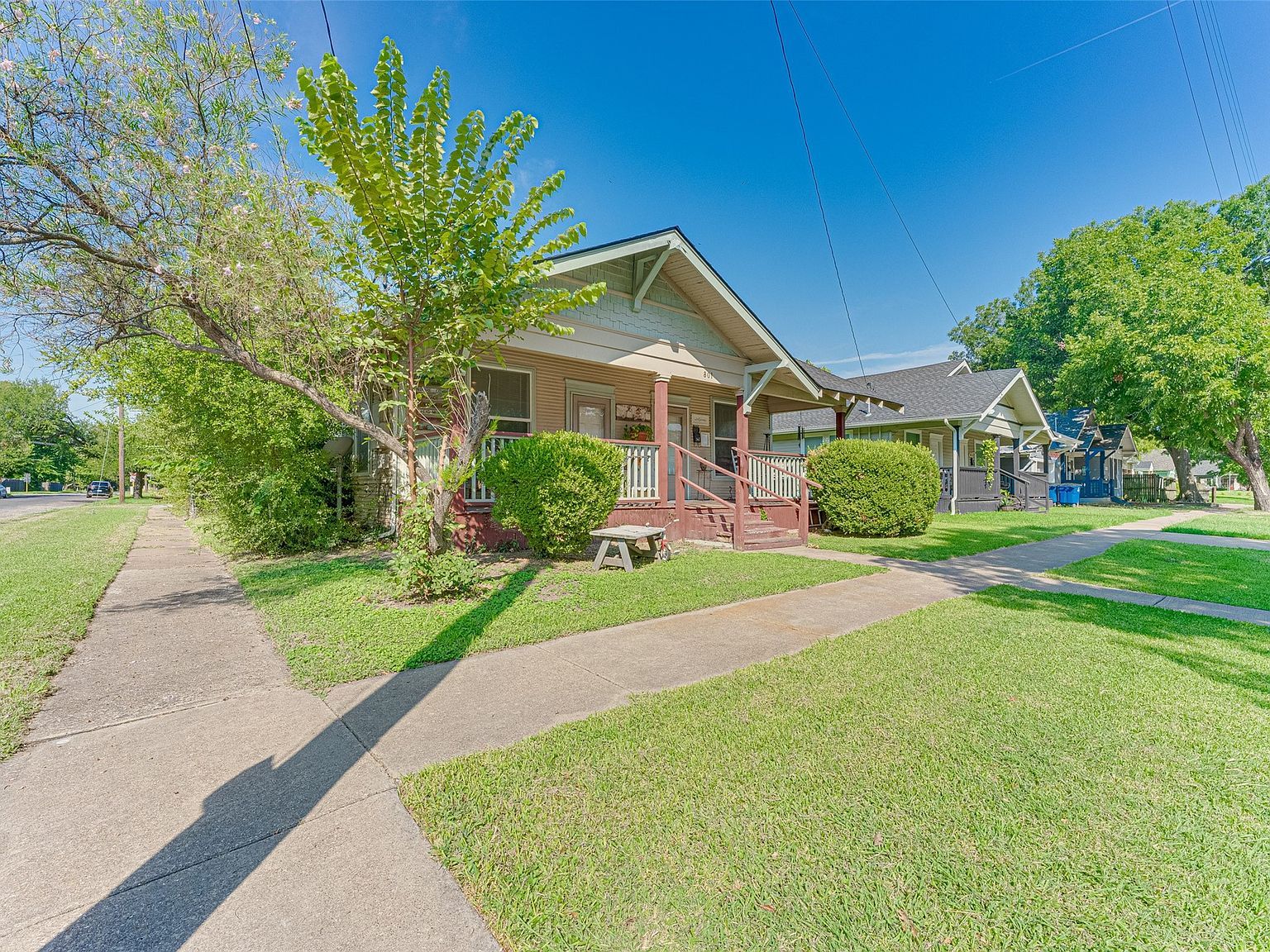 801 N McKinney St Ennis, TX 75119 - Thumbnail 3