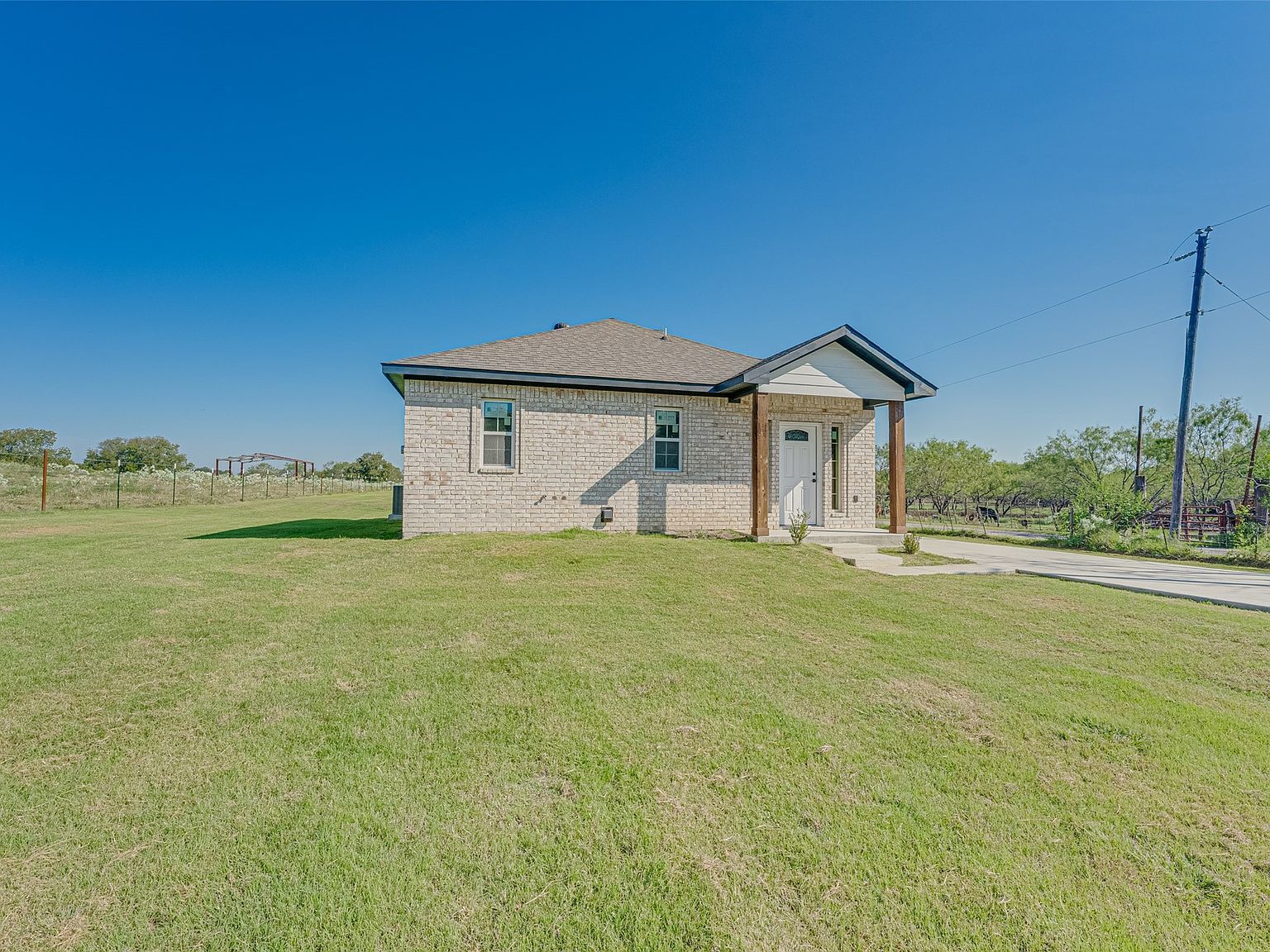 8064 NE County Road 1040 Rice, TX 75155 - Thumbnail 3