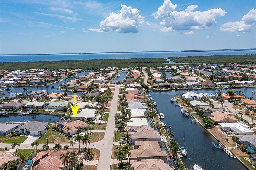 2507 Via Veneto Dr Punta Gorda, FL 33950 - Thumbnail 3