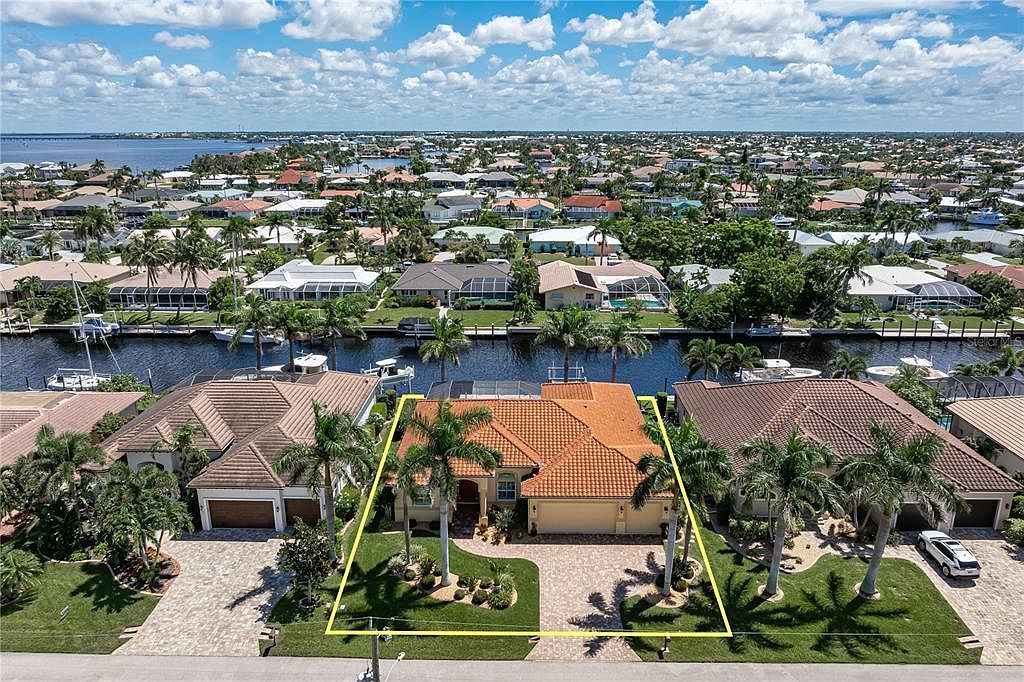 48 Tropicana Dr Punta Gorda, FL 33950 - Thumbnail 3